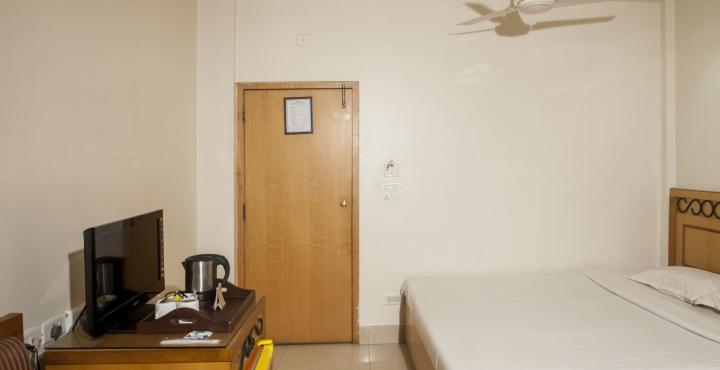 Saluja Residency Hotel Siliguri Ngoại thất bức ảnh