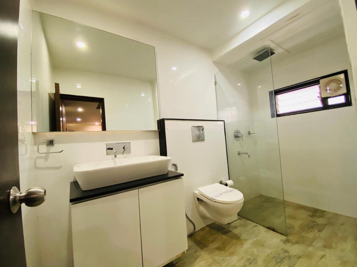 Saluja Residency Hotel Siliguri Ngoại thất bức ảnh