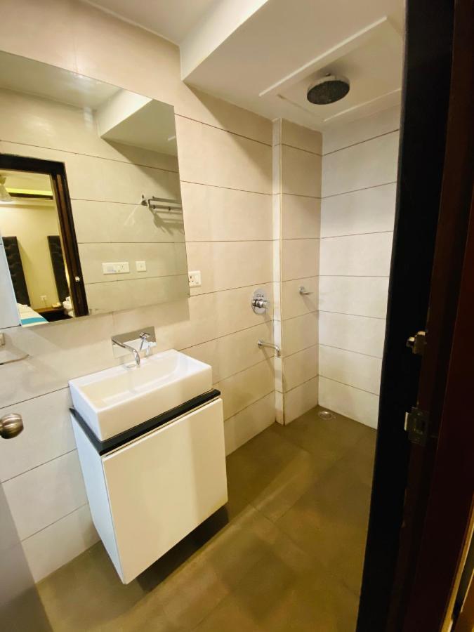 Saluja Residency Hotel Siliguri Ngoại thất bức ảnh
