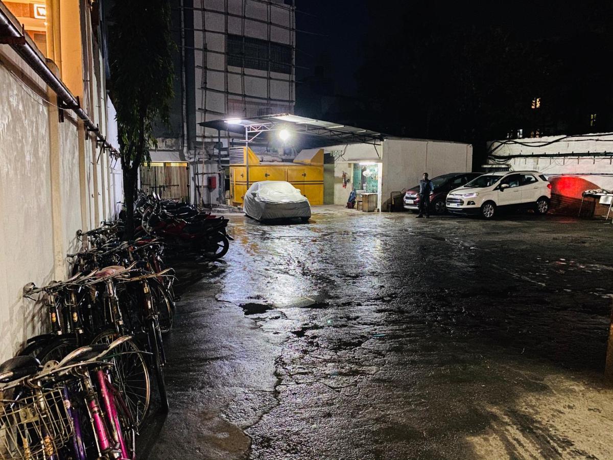 Saluja Residency Hotel Siliguri Ngoại thất bức ảnh